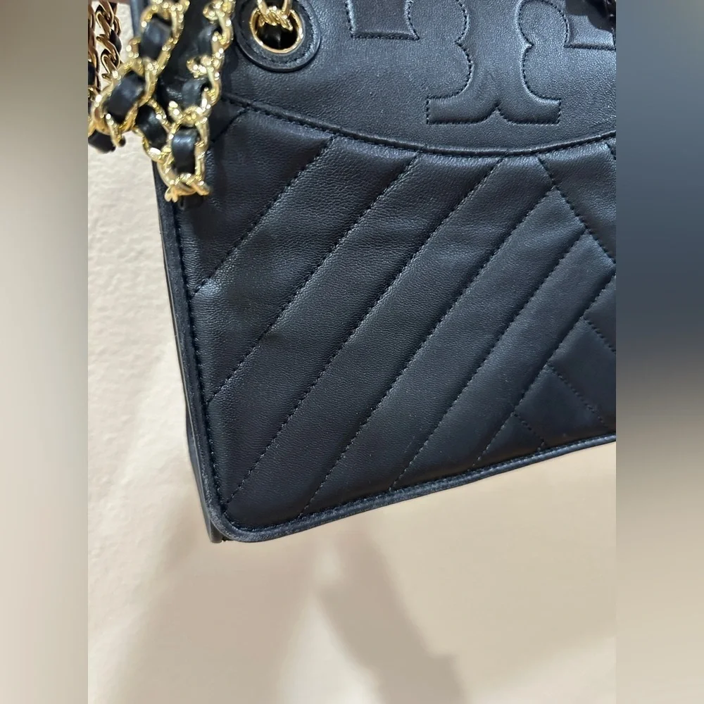 Tory Burch small classic one flap gold chain crossbody/ shoulder bag